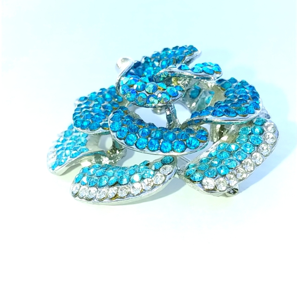 Rose brooch Aqua/turquoise/teal NWT - Picture 3 of 6